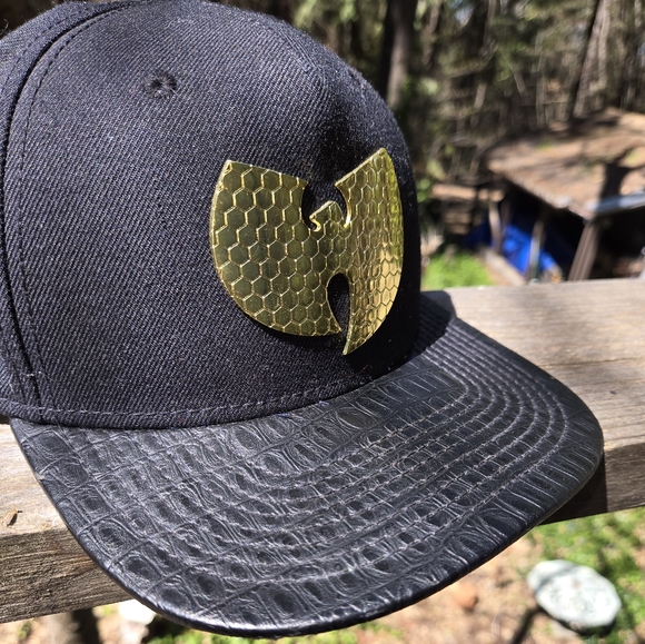 Snapback Original BioWorld faux snakeskin black & gold WUTANG 2015 lid - Picture 6 of 9